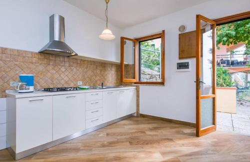 San Baronto Apartment | Calendula by Interhome