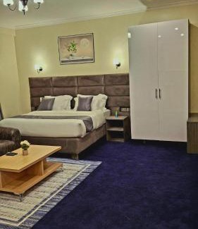 Nakaseke Hotel | Calian hotel