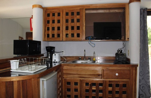 Mountain Pine Ridge Hotel | Calico Jack's Village