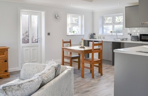 Wilberfoss Cottage | California Cottage - UK42876