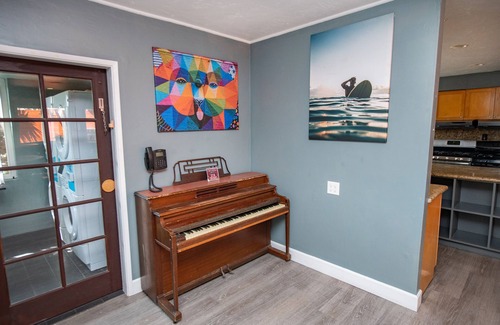 Point Loma Heights Hostel | California Dreams Hostel - Ocean Beach