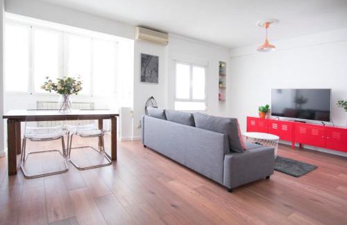 Guindalera Apartment | Calle de Coslada, 16