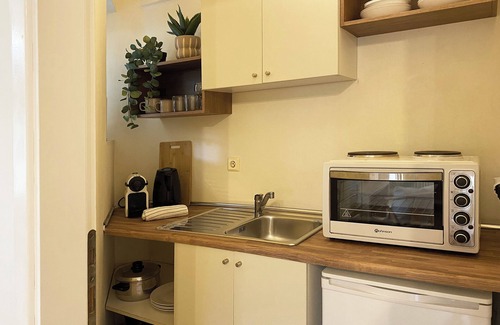 Glyfada House | Calm 1-bedroom house in Glyfada