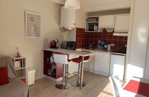 Ille-et-Vilaine Apartment | Calm apartment view port Cancale