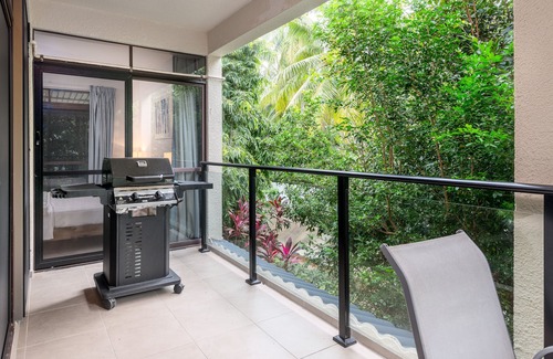 Palm Cove Apartment | Calm Chills at Palm Cove