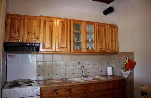 Pylos-Nestoras House | Calm, idyllic and close to the beach - holiday house with nice sea view | Messen