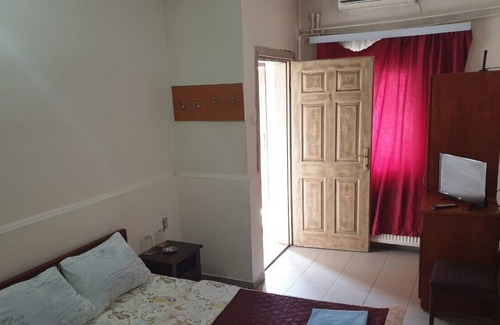 Skopje Region Apartment | Calm motel near the city center with great family accomodations and free parking