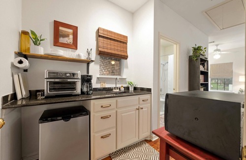 Deer Creek Apartment | Calm & serene, private upstairs 550 sq foot studio, stunning sunrise + sunsets!