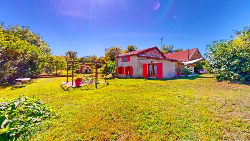 Voiteur Villa | Calme et chaleureux gîte de campagne.
