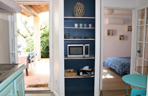 Morieres-les-Avignon House | Calme et Intimité proche Avignon Piscine options au choix privée ou partagée de juin à octobre