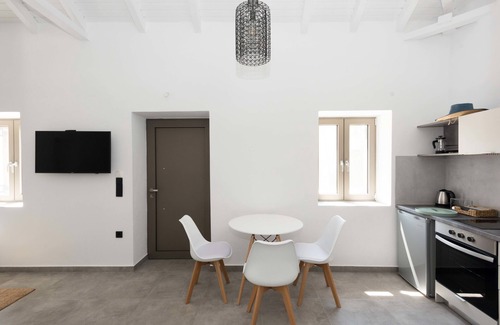 Agios Nikolaos Apartment | Calme Suites Mani