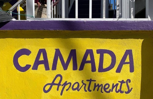 Alice Town Apartment | Camada Apt. "Jus Chillin" 2/2 Sleeps 5nLive among the friendly people