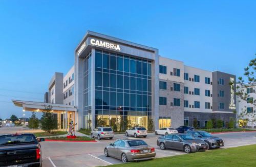 East Riverside Hotel | Cambria Hotel Waco University Riverfront
