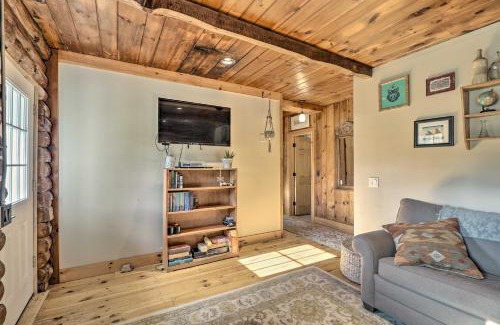 Jeffersonville House | Cambridge Cabin Less Than 2 Mi to Smugglers Notch!