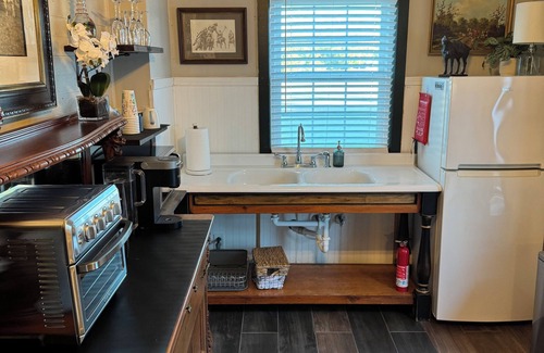 Camden Apartment | Camden Carriage House
