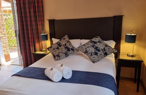 Universitas House | Camelia Guest House
