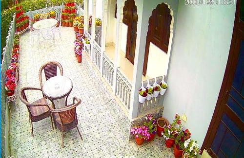 Keshav Nagar Bed & Breakfast | Camellia Heritage Homestay