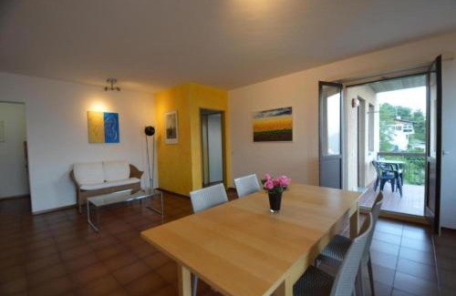 Cademario Apartment | Camera Bioggio