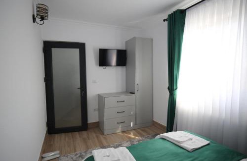 Arbore House | Camere de inchiriat Adyden