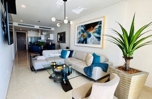 Las Gaviotas Condo | Camino al Mar
