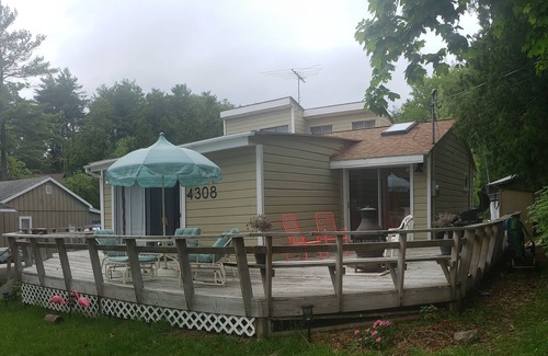 Putnam Station House | Camp at Gull Bay with Lake George View and walking distance to beach