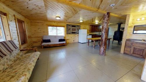 Monticello House | Camp Jackson 11 BR Resort