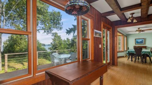 Shelburne House | Camp Roosevelt cottage
