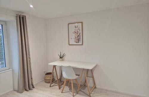 Auvernier Apartment | Campagne - appartement rénové avec 2 chambres
