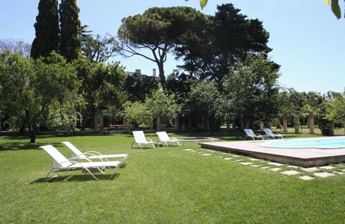 Casamassella Apartment | Campana Suite with access to park and pool