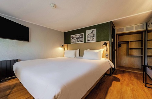 Notre-Dame-Limite Hotel | Campanile Marseille St Antoine