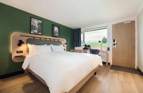 Taverny Hotel | Campanile Nature - Taverny