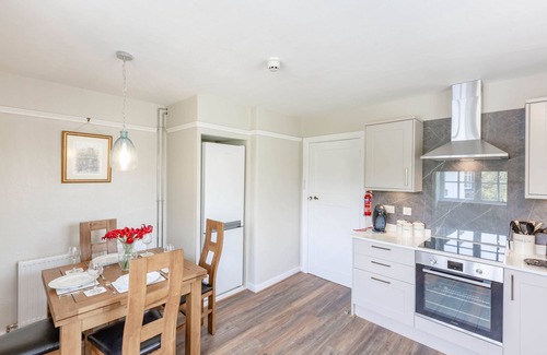Taynuilt Cottage | Campbell Apartment - an apartment that sleeps 2 guests in 1 bedroom