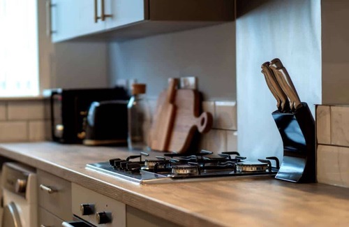 Stoke-on-Trent House | Campbell House Summar