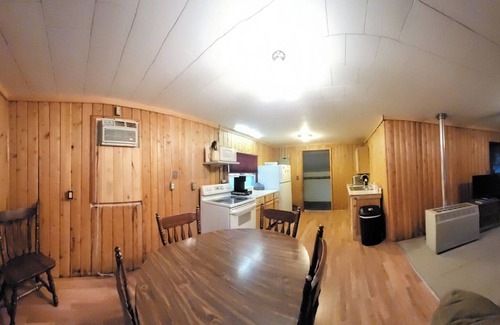McMillan Cabin | Campbell James Cabin & Bunkhouse on the Snowmobile & ATV Trails