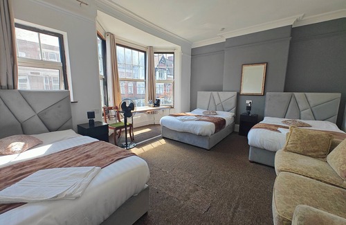 Thorpe Satchville House | Campbell's Guest House