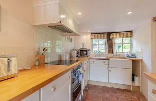 Shelsley Walsh House | Campbell - Two Bedroom House, Sleeps 4