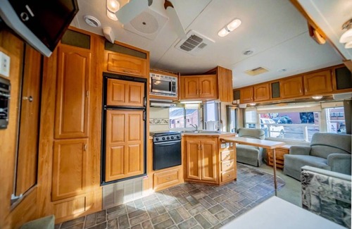 St. Regis House | Camper at Minigolf Course TIGER - AC - Furnace - Fully Furnished