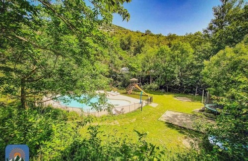 Fenouillet House | Camping 2 étoiles - Piscine - ccbbgea