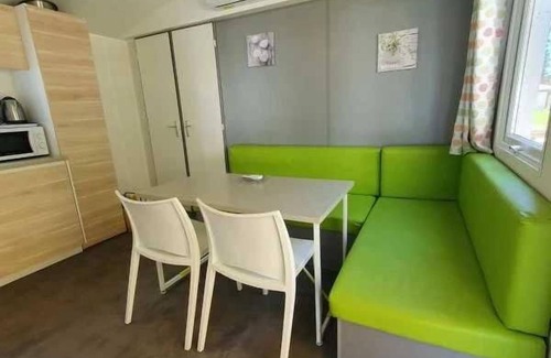 Le Change House | Camping 3 étoiles - Piscine - eeicbi
