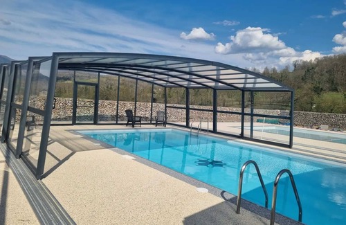 Seix House | Camping 3 étoiles - Piscine - ccaihga