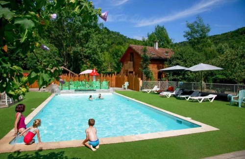 Montels House | Camping 4 étoiles - Piscine - ccbb00b