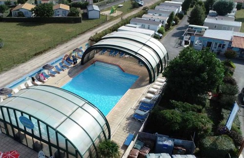 La Faute-sur-Mer House | Camping 4 étoiles - Piscine - eeebhc
