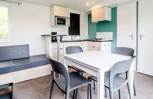 Pressignac House | Camping 4 étoiles - Piscine - ccbbgib