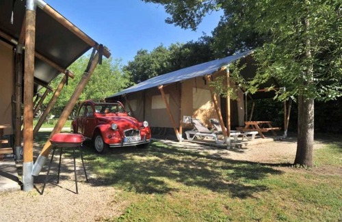 Saint Sozy House | Camping 4 étoiles - Piscine - eeciaf