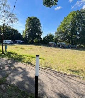 Rybnik Other | Camping Camp Fish, parcele kempingowe z własnym namiotem, przyczepą lub kamperem