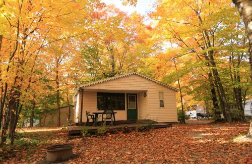 Saint-Augustin-de-Desmaures Ski Chalet | Camping Chalets Lac St-Augustin