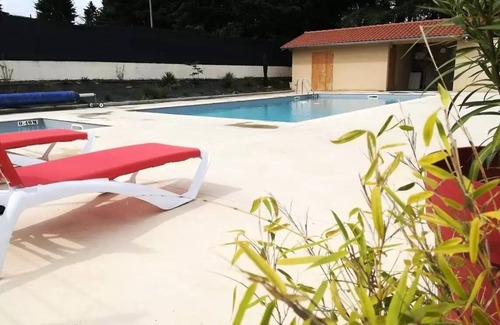 Saint-Bonnet-le-Chateau House | Camping de la Belle Etoile * - Mobilhome Lodge Great comfort 3 bedrooms terrace 6 people