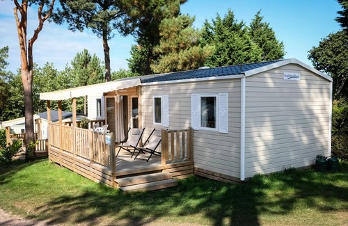 Millau House | Camping du Viaduc * - 5-room mobile home for 8/10 people