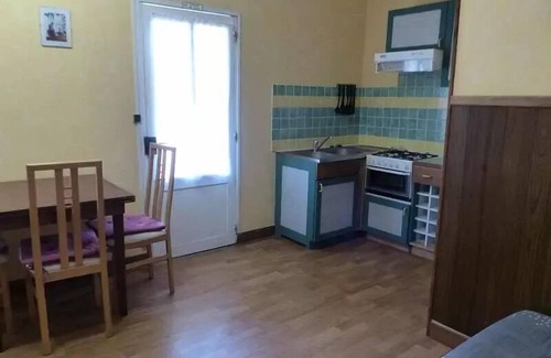 Brousses-et-Villaret Villa | Camping Flower Le Martinet Rouge * - 2 room bungalow for 4 people