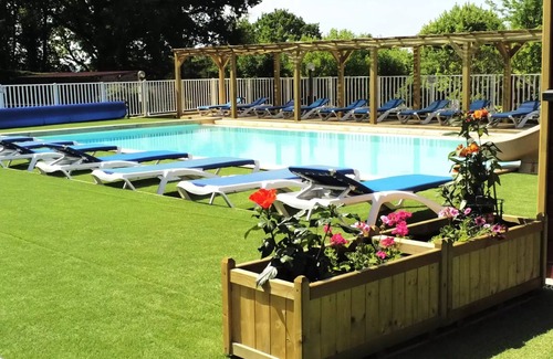 Limeuil House | Camping les Poutiroux * - O'HARA FAMILLE 3 chambres 6 personnes
